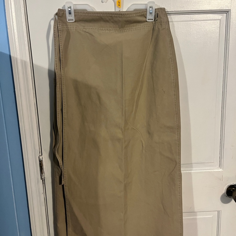 American Eagle Tan Skirt